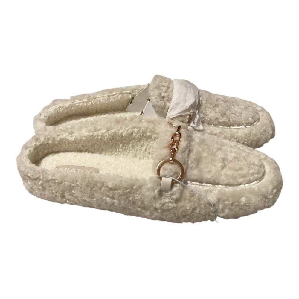 NWT MIATOO ESPEN Off White Shearling Slipper Slides, Size 9M Retail 54.99
